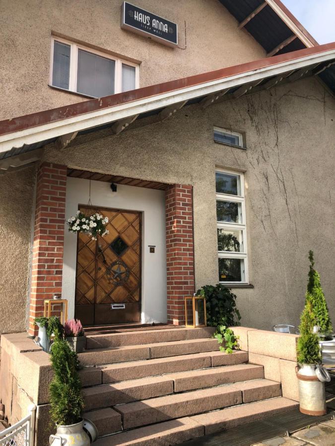 לינה וארוחת בוקר ראומה Haus Anna מראה חיצוני תמונה